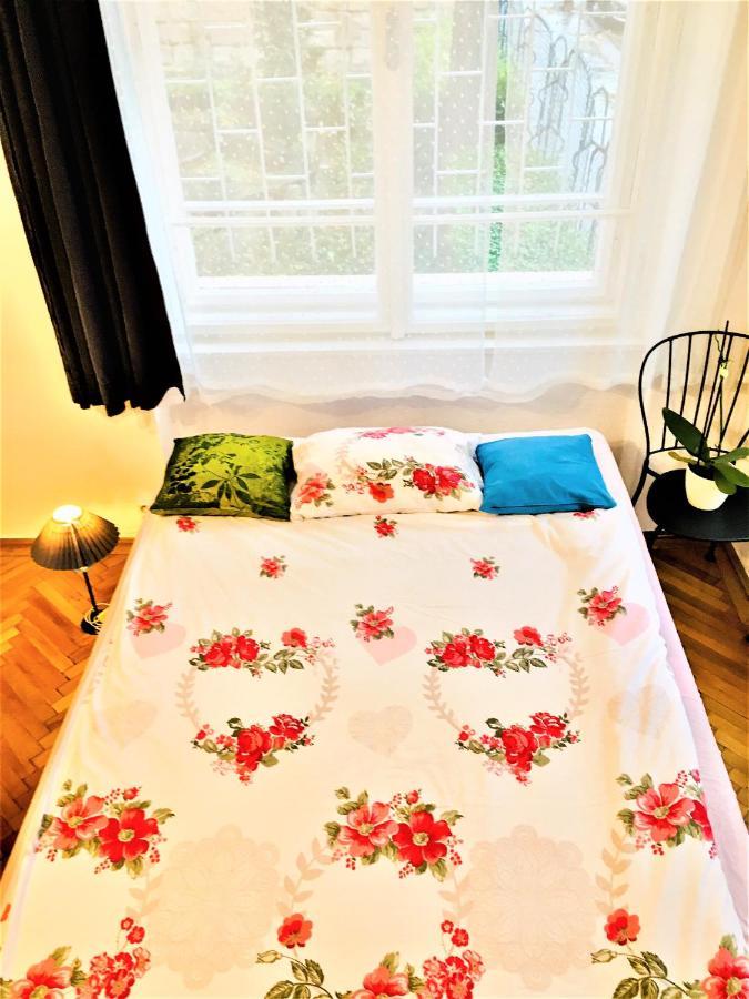 Romantic Studio In 12th District Close To Mom Park Appartement Budapest